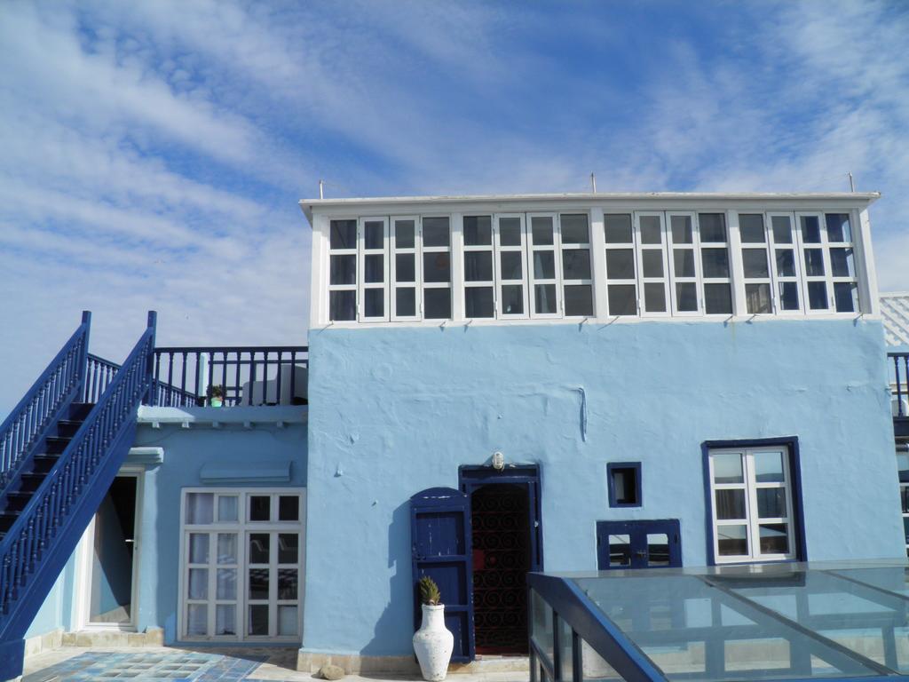 La Maison Des Artistes Есувейра Екстериор снимка